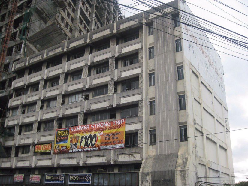 Commercial building in Tomas Morato Avenue Quezon City