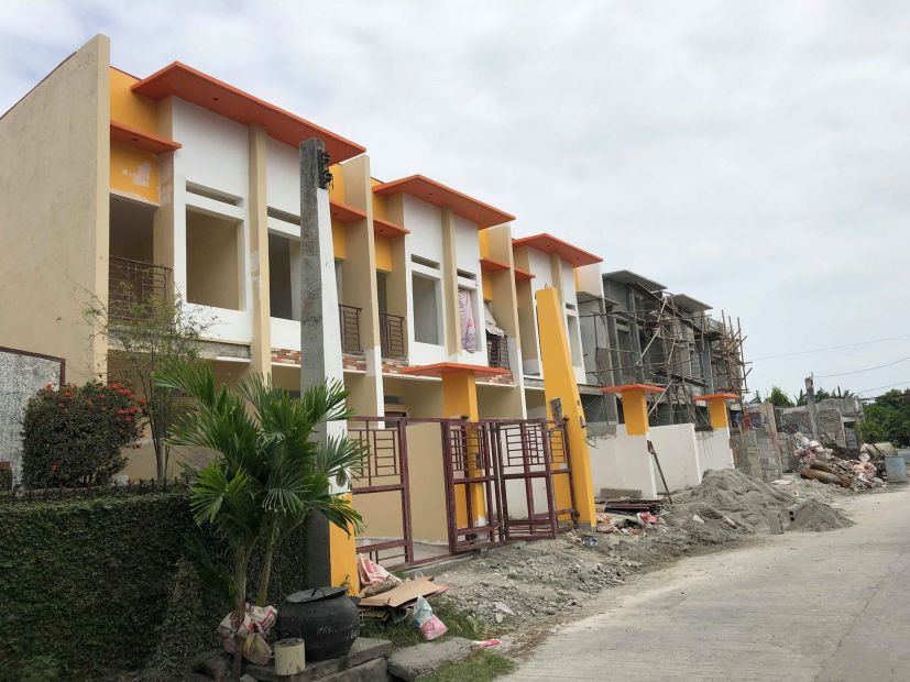 25k-promo-discount-rfo-townhouse-for-sale-in-pulang-lupa-dos-las-pinas