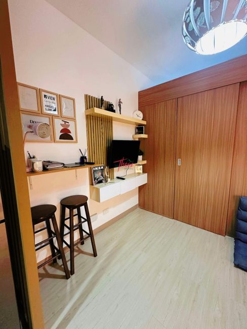 Unit Image